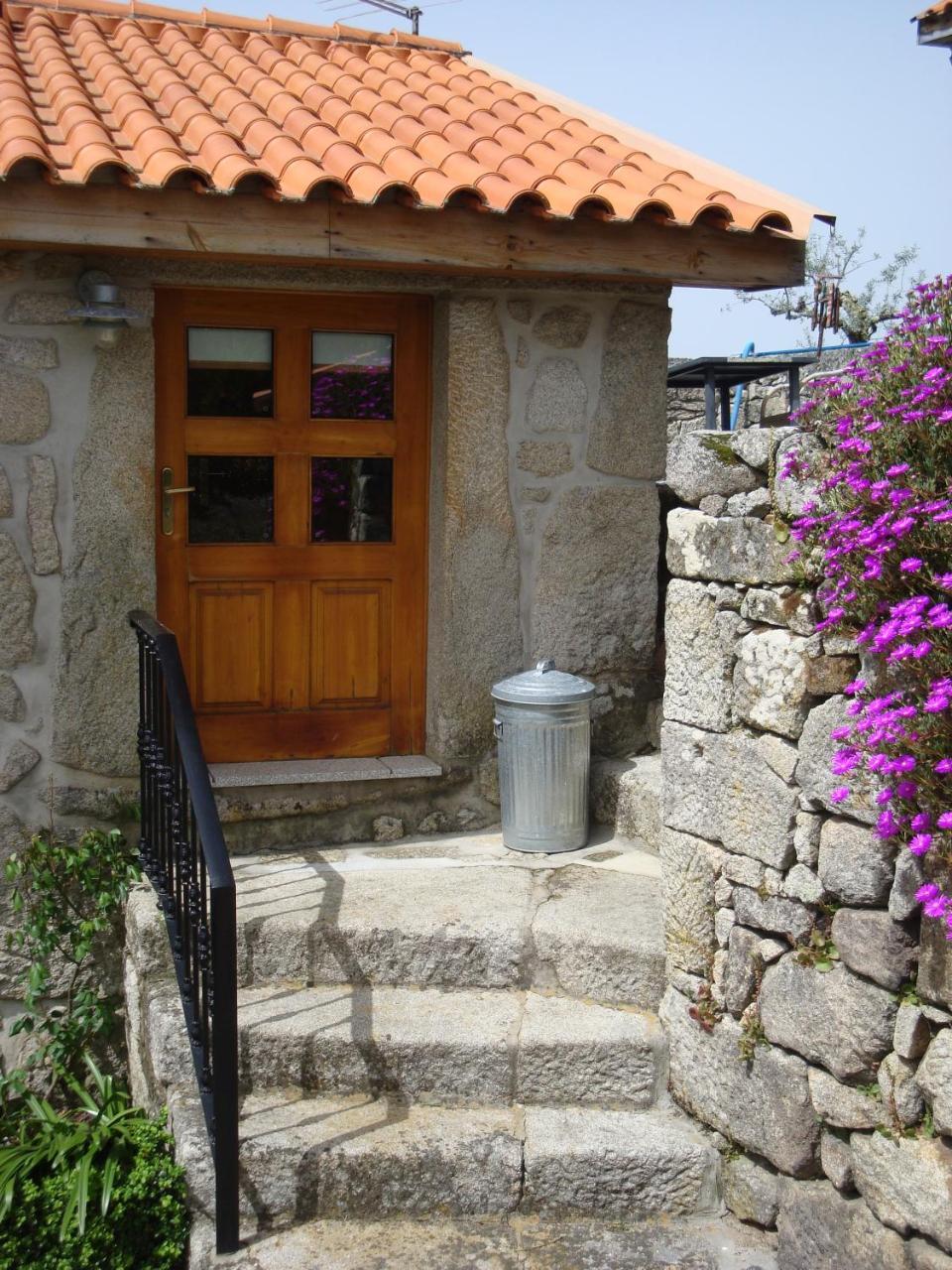 Plano5 - Guest House Aldeia das Dez Esterno foto