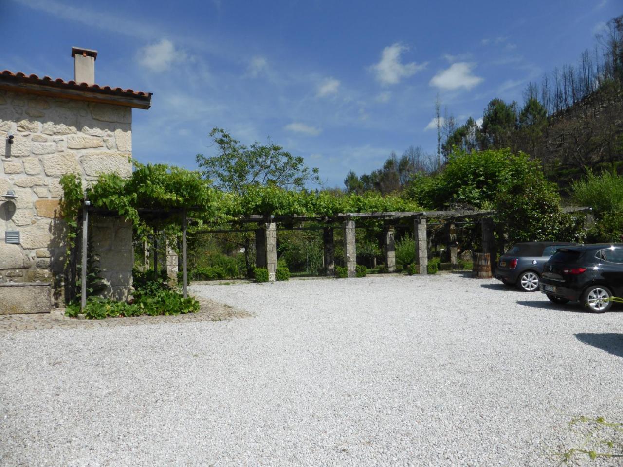 Plano5 - Guest House Aldeia das Dez Esterno foto