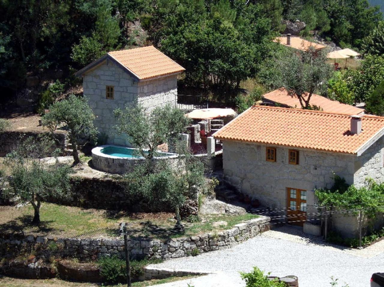 Plano5 - Guest House Aldeia das Dez Esterno foto